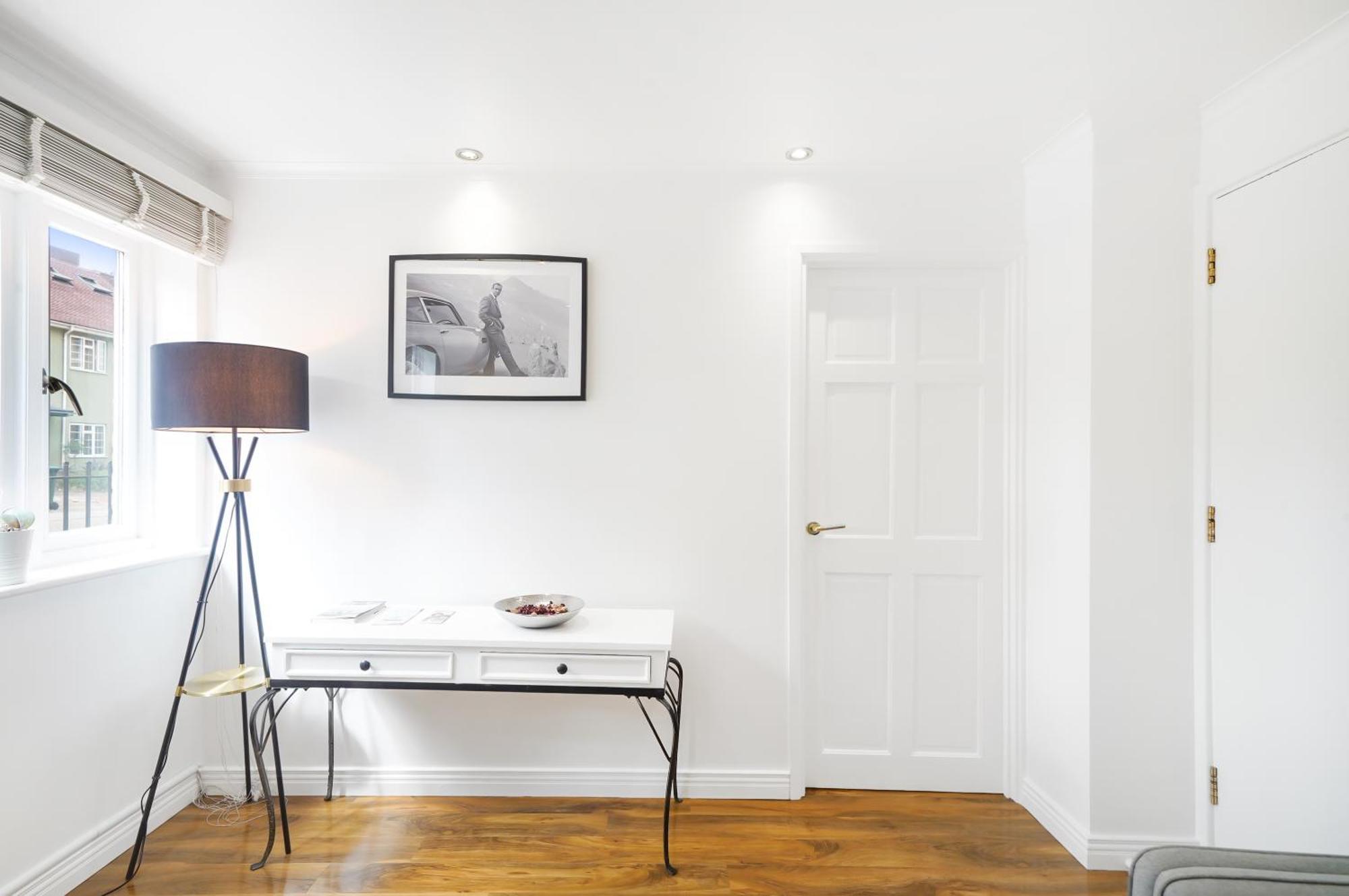 A Beautiful Stylish 2 Bedroom Apartment -City Of Лондон Екстериор снимка